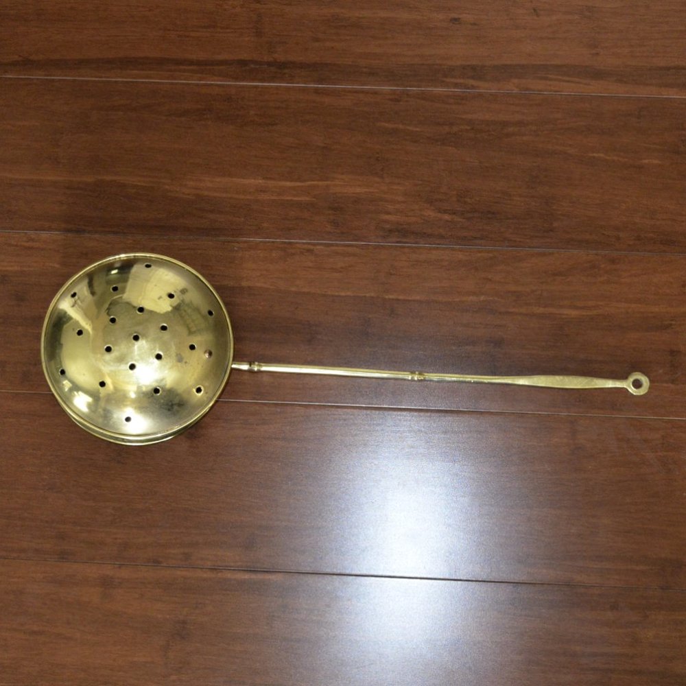 Vintage Antique Brass Fireplace Campfire Popcorn Popper Bed Warmer Nut Roaster